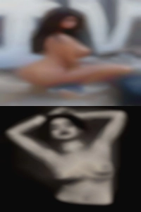 Tune me into hot women horny women.